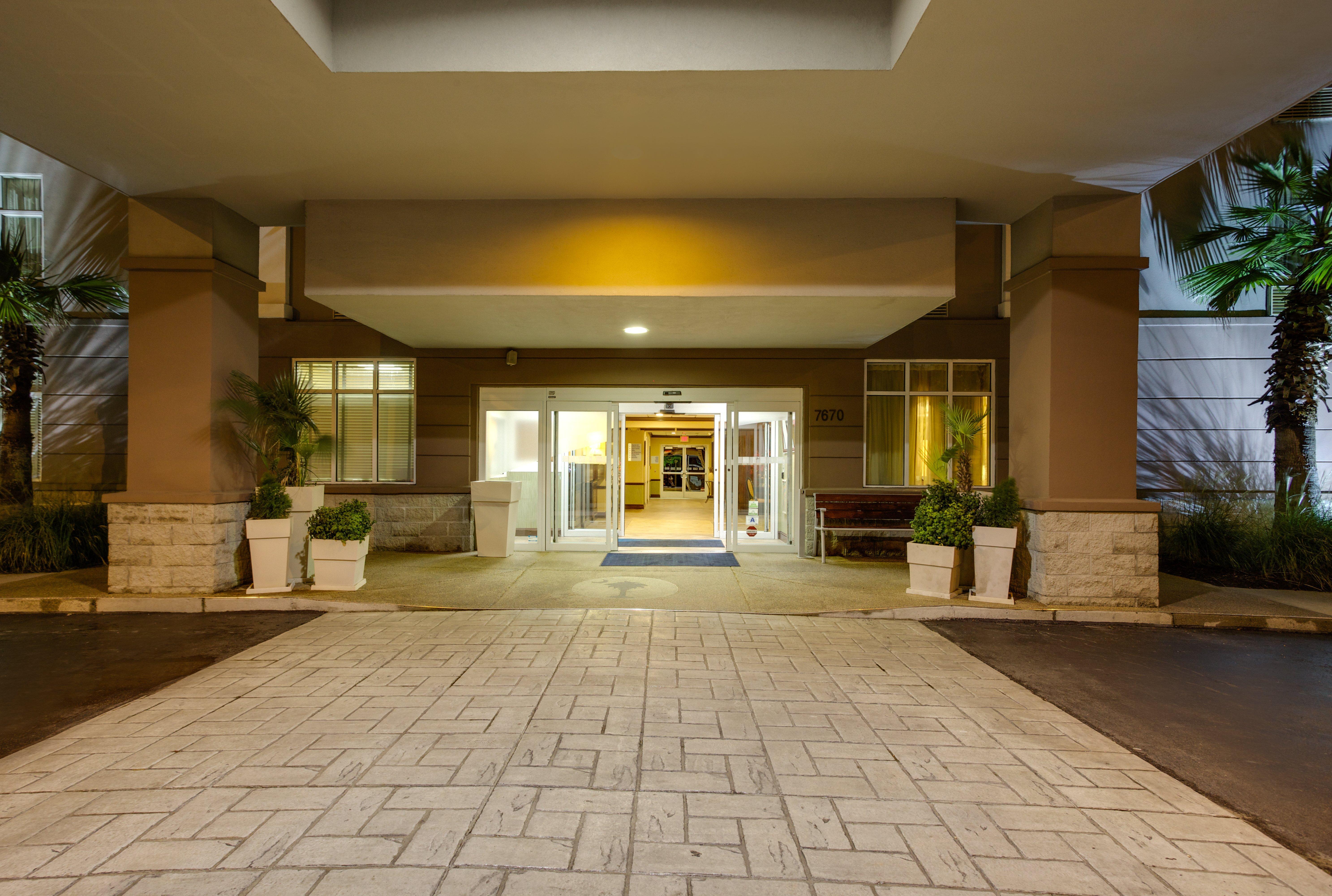 Holiday Inn Express Hotel & Suites Charleston-Ashley Phosphate By Ihg North Charleston Exterior foto